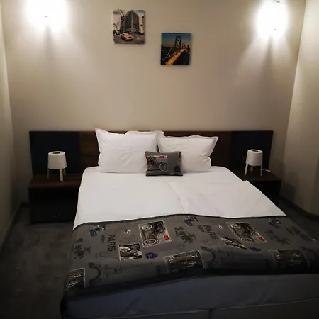 Hotel Family Novel 2*