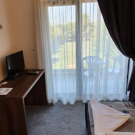 Family Novel Hotel