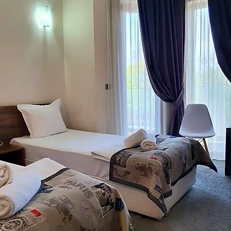 Family Novel Hotel
