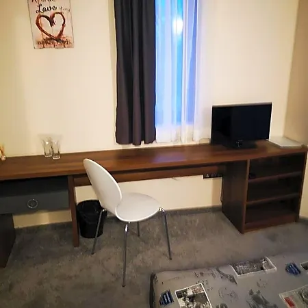 ホテル Family Novel 2*